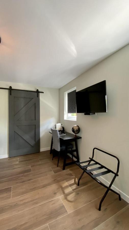 B&B In Het Slot Veldhoven Esterno foto